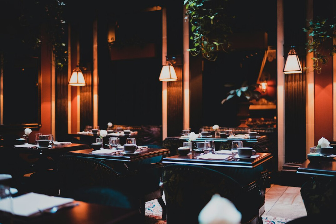 restaurant reservation